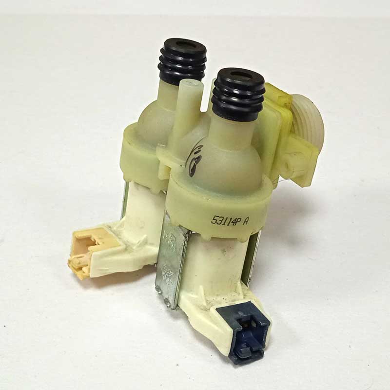 Электроклапан двойной 90° выпуск 12мм фишки mini 53114P A (Ariston Hotpoint) Фото 2 Электроклапан двойной 90° выпуск 12мм фишки mini 53114P A (Ariston Hotpoint) Фото 2