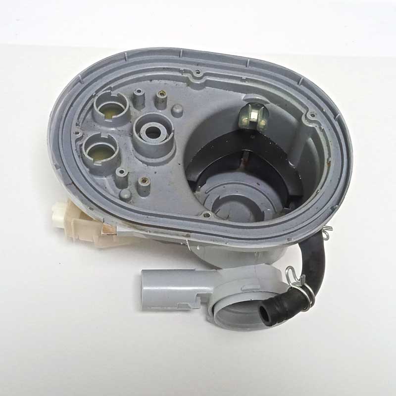 Поддон ПММ Indesit 174003624 + распределитель потока (демонтаж с DSFC 3T117 Type: DWS-DEA701B) Поддон ПММ Indesit 174003624 + распределитель потока (демонтаж с DSFC 3T117 Type: DWS-DEA701B)