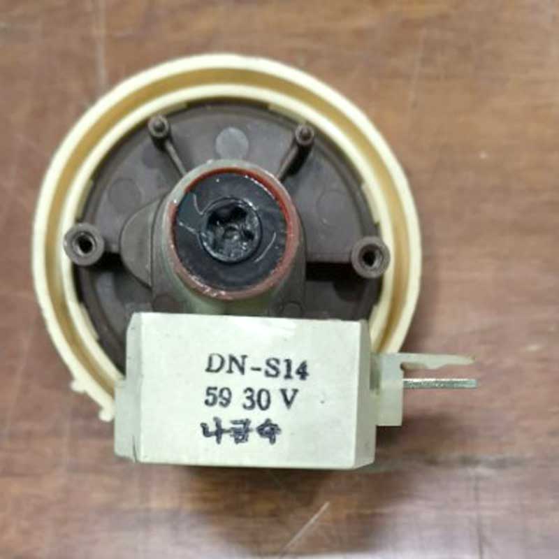 Прессостат стиральной машины Samsung DN-S14 59 30V (демонтаж с S815J - разбиты подшипники бака)