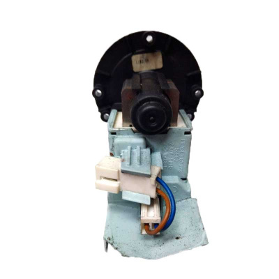 Помпа  стиральной машины 144894 (демонтаж с WOT24552OE_01) вид 2